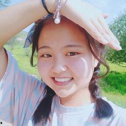 爱豆吃瓜娱乐器