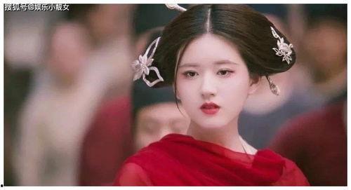 娱乐圈吃瓜赵露思是谁,娱乐圈新晋小花，吃瓜群众热议的焦点人物